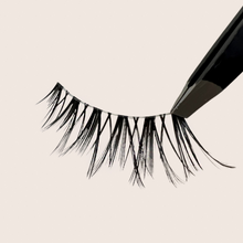 Load image into Gallery viewer, Lila